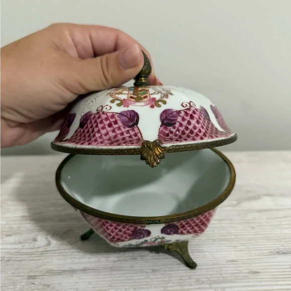 Antique Hand Painted Porcelain Trinket Box